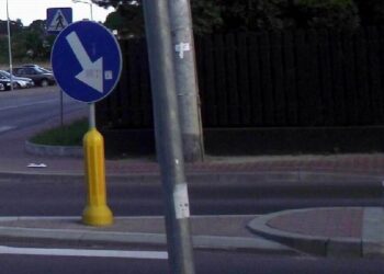 Mielczanie skarżą się na niebezpieczne wysepki przy drodze w kierunku Dębicy.