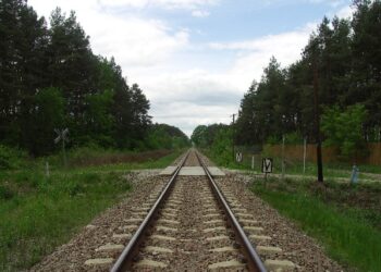 Pociągiem z Rzeszowa do Warszawy przez Sandomierz, Skarżysko  Kamienną i Radom.