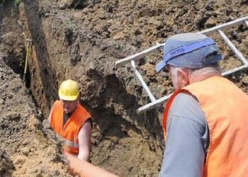 W Kolbuszowej kontrowersje wokół przebudowy kanalizacji przy ulicy Jana Pawła II.