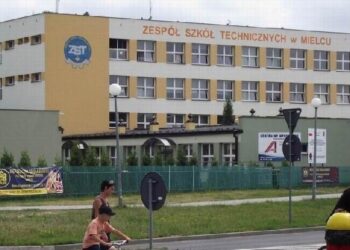Kontrowersje wokół kształcenia zawodowego w mieleckich szkołach średnich.
