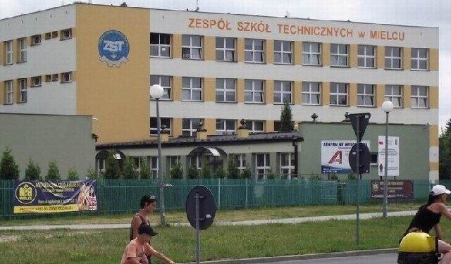 Kontrowersje wokół kształcenia zawodowego w mieleckich szkołach średnich.