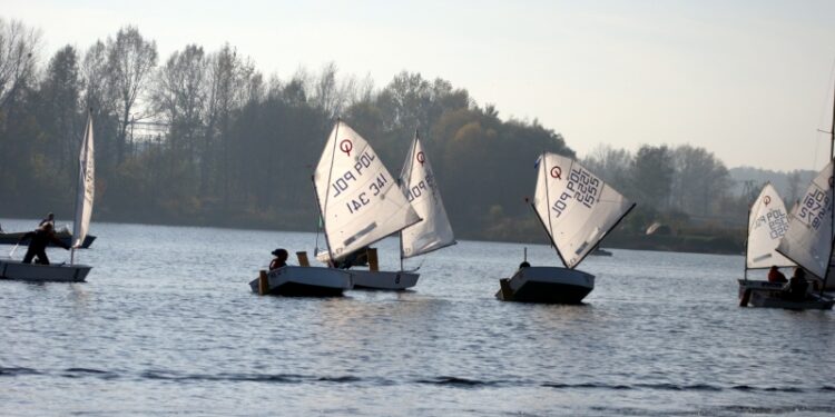 Jacht Klub Kotwica Zespołowym Mistrzem Małopolski w Klasie Optimist