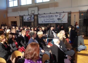 Miejski Dzień Edukacji Narodowej i jeszcze dwie uroczystości w Gimnazjum numer 2 w Tarnobrzegu