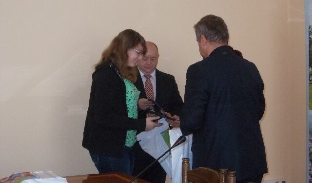 Tarnobrzeg. Wręczono nagrody laureatom konkursu "Zachowaj Trzeźwy Umysł".