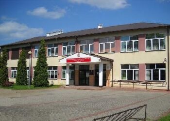 Inwestycje w szkolne ławy.