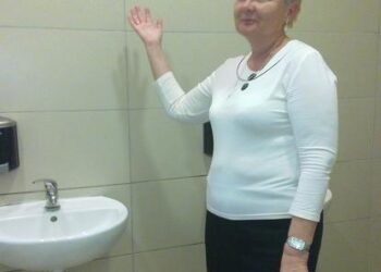 Kradną  …z  toalet na dworcu autobusowym w Mielcu.