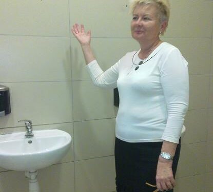 Kradną  …z  toalet na dworcu autobusowym w Mielcu.