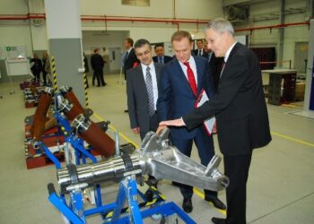 Nowa fabryka w Dolinie Lotniczej