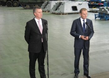 Stalowa Wola: Donald Tusk chwalił Hutę.