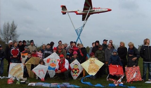 Lotnicza impreza plenerowa 'Startuj Latawcem