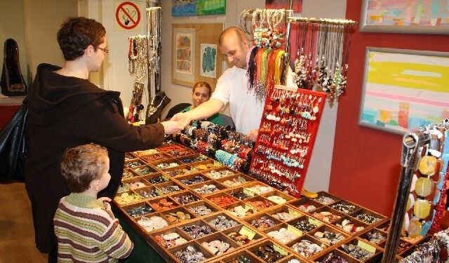 TOPAZ czyli V Giełda Minerałów, Skamieniałości i Wyrobów Jubilerskich  w Mielcu