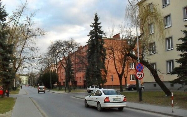 Zaniedbane oznakowanie budynków w Mielcu