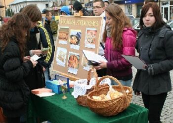 Wycieczka, muzyka i tańce żydowskie w Nisku.
