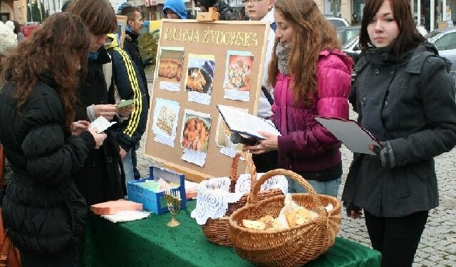 Wycieczka, muzyka i tańce żydowskie w Nisku.