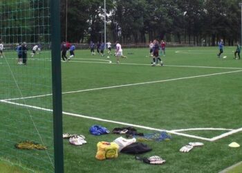 Starostwo przygotowuje się do budowy nowoczesnych boisk przy I Liceum Ogólnokształcącym w Mielcu.