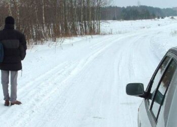 Zarząd Dróg Powiatowych w Kolbuszowej jest gotowy do zimowego utrzymywania dróg w sezonie 2012/2013.