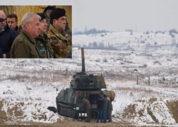 Stalowa Wola: Nowy "skorupiak" huty budzi podziw