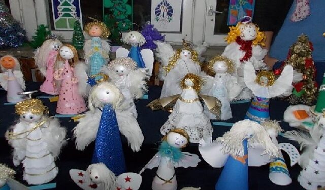 Stalowa Wola: Bombki, aniołki i kolędowanie.