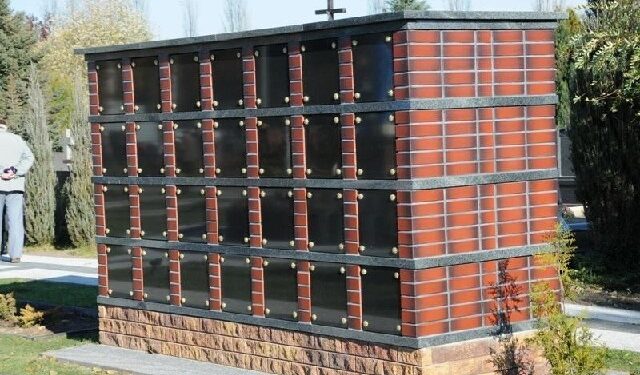 Mielec: Dobiegają końca  prace przy kolumbarium