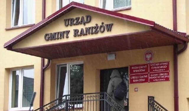 Prokuratura Rejonowa w Kolbuszowej umorzyła dochodzenie w sprawie afery podsłuchowej w Urzędzie Gminy Raniżów.