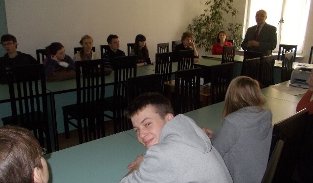 Tarnobrzeg. Skarbówka  otwarta dla szkół.