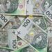 100 tys. zł straciła 80-letnia mieszkanka powiatu opatowskiego.