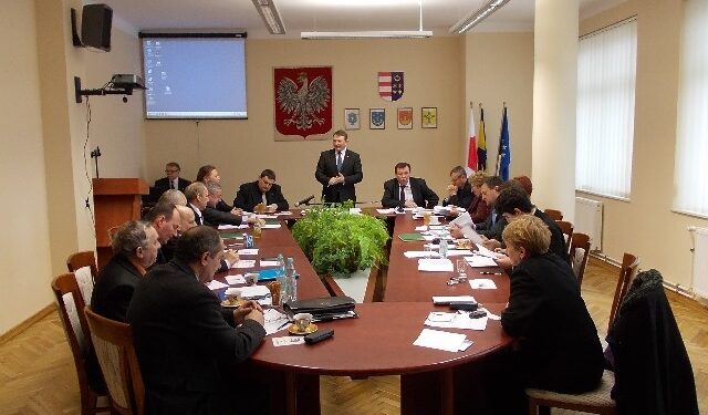 Powiat Tarnobrzeski ma budżet na 2013 rok