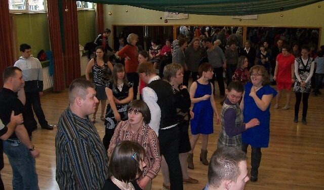 Mielec: SDK – karnawałowe szaleństwa z niepełnosprawnymi