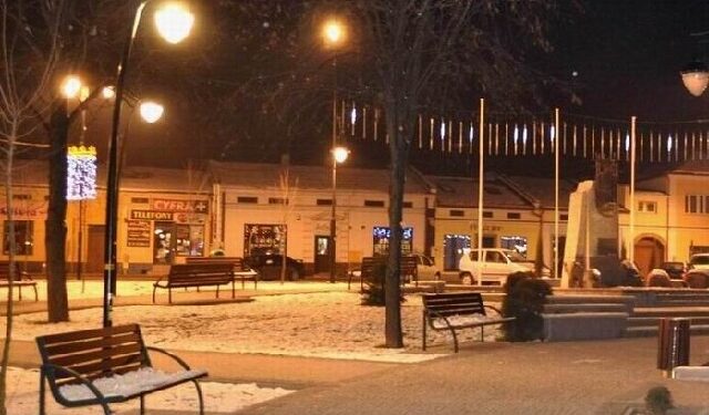 Jest pomysł na miejsce w centrum Kolbuszowej  to płatny parking.