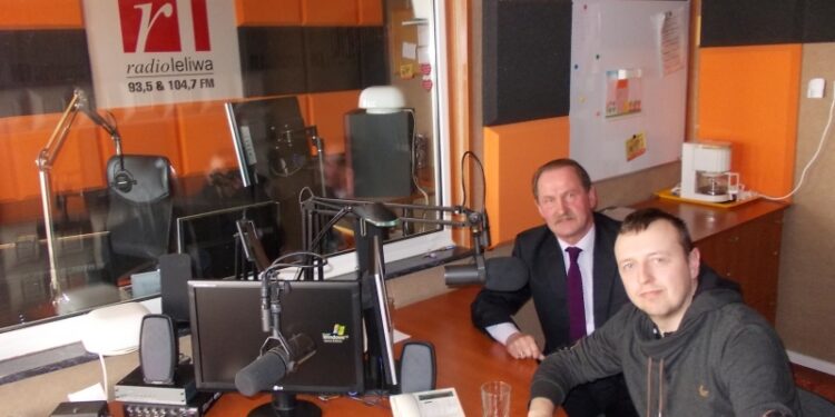 Rozmowa z dyrektorem  Muzeum Zamku w  Baranowie Sandomierskim Adamem Zwolakiem   oraz Michałem Śmielakiem z  Agencji Eventów Historycznych "Sarmata".