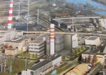 Stalowa Wola: Trwa budowa bloku i progu.