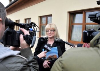 Ostrwowiec Św: Dotacja dla Państwowej Szkoły Muzycznej