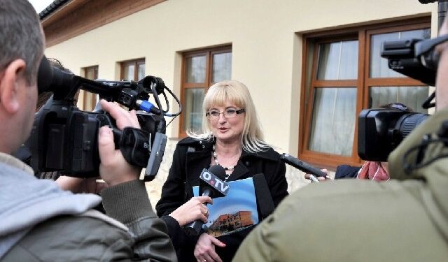 Ostrwowiec Św: Dotacja dla Państwowej Szkoły Muzycznej