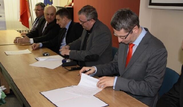 Rozpoczynają się przygotowania do budowy obwodnicy Ćmielowa.