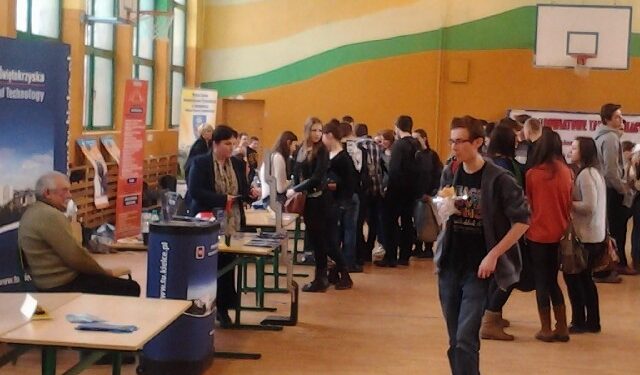 Sandomierz: Powiatowe Targi Edukacyjne