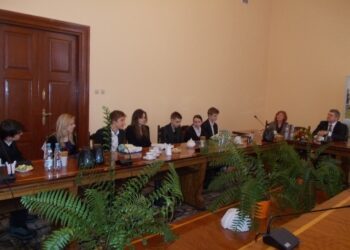Tarnobrzeg. Młodzi i najzdolniejsi otrzymali stypendia.