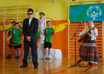 Uczniowie mogą w końcu ćwiczyć w odremontowanej sali gimnastycznej