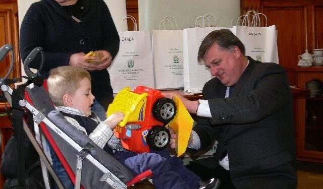 Tarnobrzeg. Spełniono marzenia trójki chorych dzieci.