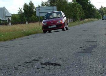 Kolbuszowianie skarżą się na fatalny stan drogi wojewódzkiej w stronę Sokołowa Małopolskiego.