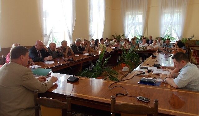 Tarnobrzeg: Podstawówki na osiedlach Miechocin oraz Mokrzyszów bez klas pierwszych?