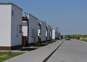 Mielec: Kolejny budek socjalny na osiedlu Rzochów