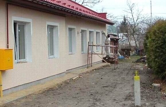 Cmolas: Szkoły do remontu