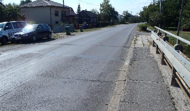 Utrudnienia na drodze wojewódzkiej.