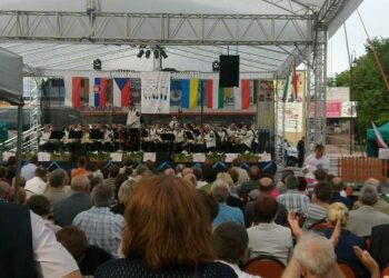 Kolbuszowa: Międzynarodowo w Kolbuszowej