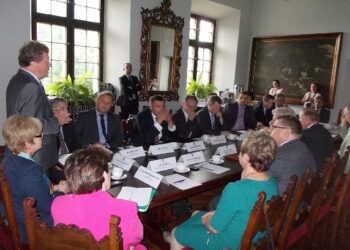W Baranowie Sandomierskim dyskutowali o zabezpieczeniach przed powodzią
