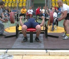 Tarnobrzeg: Puchar Polski Seniorów w Wyciskaniu Sztangi Leżąc.