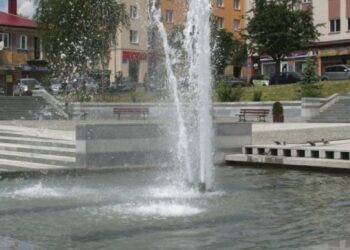 Fontanna na ostrowieckim rynku znów działa.