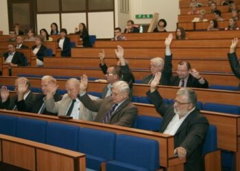 Świętokrzyski sejmik przyjął zaktualizowaną strategię rozwoju województwa do roku 2020.