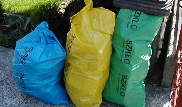 W Kolbuszowej kolejne zamieszanie wokół nowego systemu odbioru śmieci.