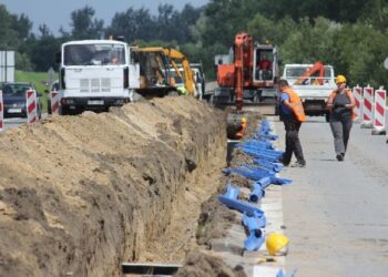 Budują nowy wjazd nad jezioro tarnobrzeskie